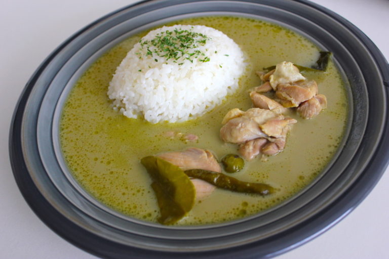 タイ風グリーンカレーチキンのレシピ